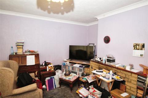 2 bedroom flat for sale, Travers Road, Kent CT14