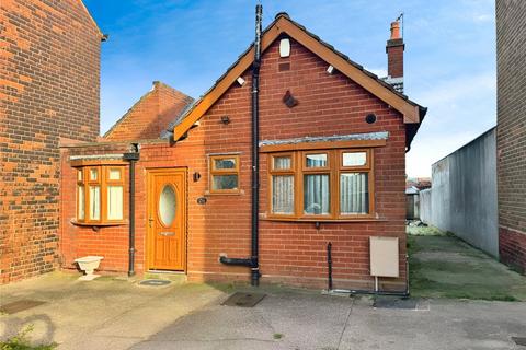 2 bedroom bungalow to rent, New John Street, West Midlands B62