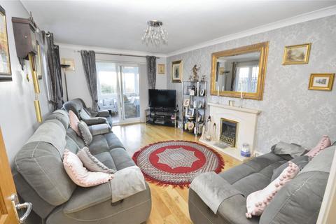 4 bedroom detached house for sale, Cardigan Close, Rochester ME3