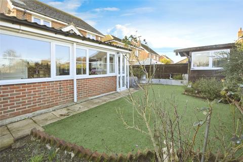 35 Cardigan Close, High Halstow, Rochester, ME3 8NX