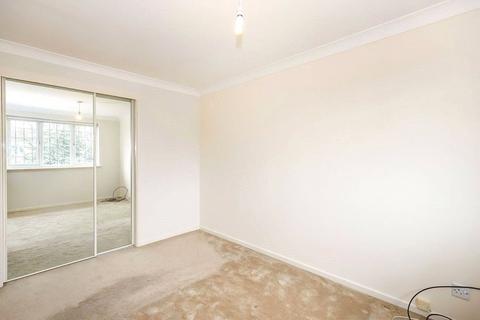 6 Clover Dale, Perton, Wolverhampton, WV6 7UB