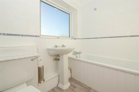2 bedroom flat for sale, Hoyle Court Road, Shipley BD17