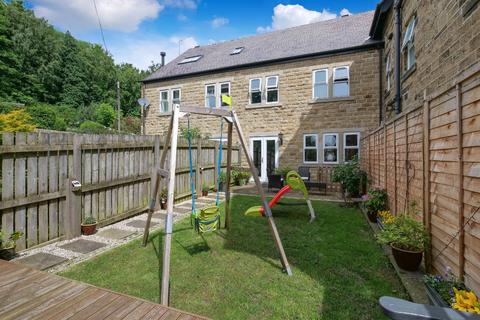 3 bedroom terraced house for sale, Green Road, Shipley BD17