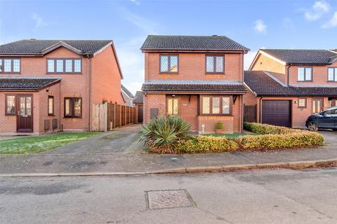 4 bedroom detached house for sale, Harewood Drive, Norwich NR8