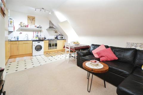 1 bedroom flat for sale, Arden Close, Whitton, Twickenham TW2