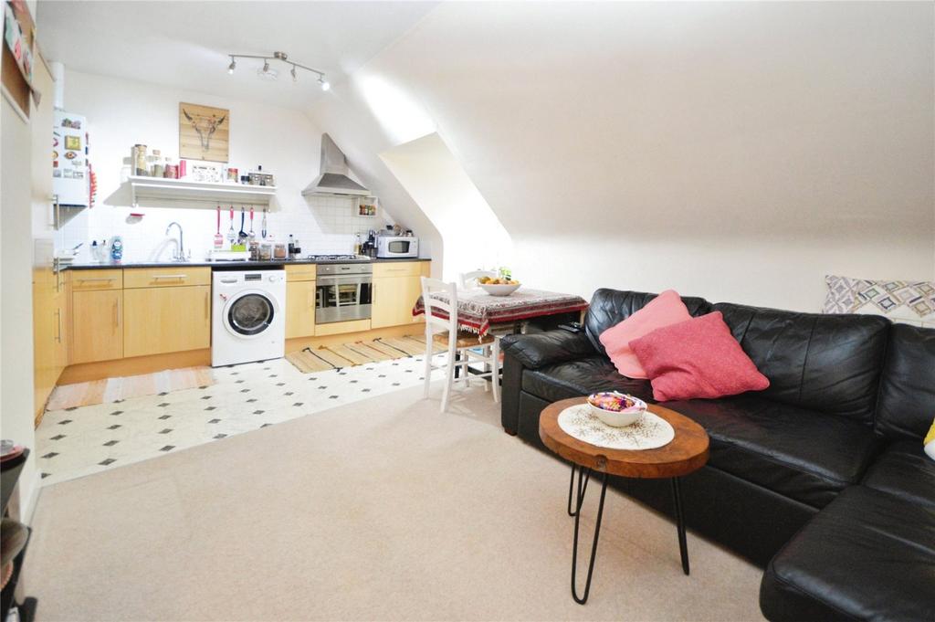 Kitchen/Reception
