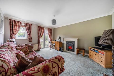 2 bedroom apartment for sale, Eridge Road, Crowborough