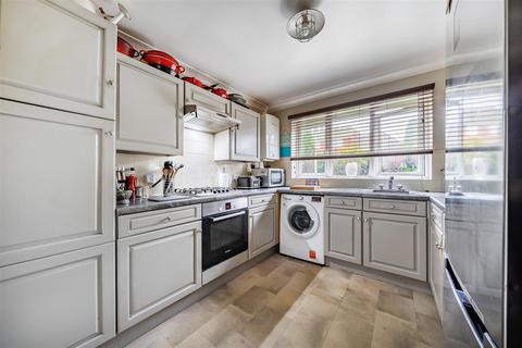 2 bedroom apartment for sale, Eridge Road, Crowborough