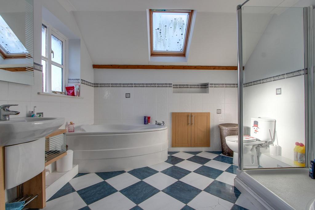 Ensuite