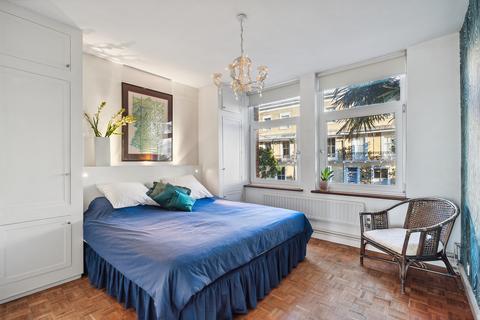 Flat 3, River Court, 21 - 23 Richmond Hill, Richmond, TW10 6QY