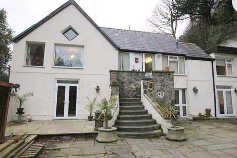 5 bedroom detached house for sale, Menai Bridge LL59