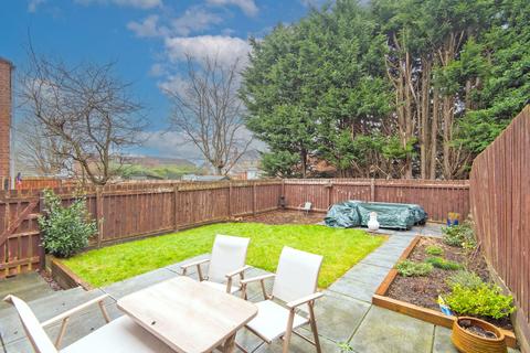 3 bedroom semi-detached house for sale, Hartfield Close, Chesterfield S41