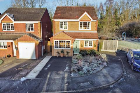 3 bedroom detached house for sale, Oak Apple Crescent, Ilkeston