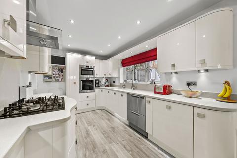 26 Balmoral Drive, Methley, Leeds, LS26 9LE