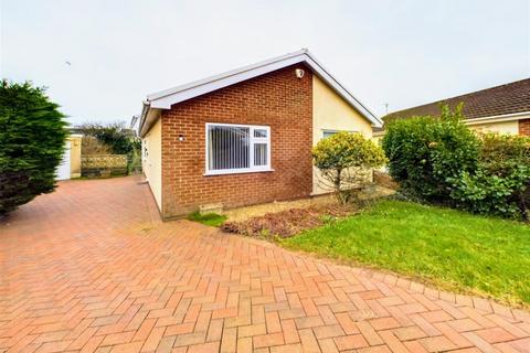 4 bedroom detached bungalow for sale, Lundy Close, Porthcawl CF36