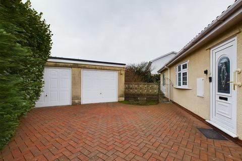 4 bedroom detached bungalow for sale, Lundy Close, Porthcawl CF36