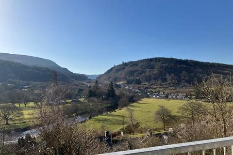 4 bedroom detached house for sale, Dolwyddelan