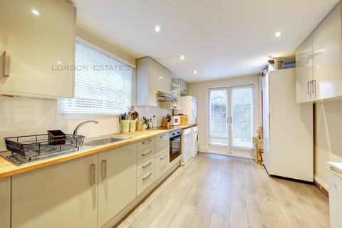 4 bedroom terraced house for sale, Claxton Grove, Hammersmith, W6