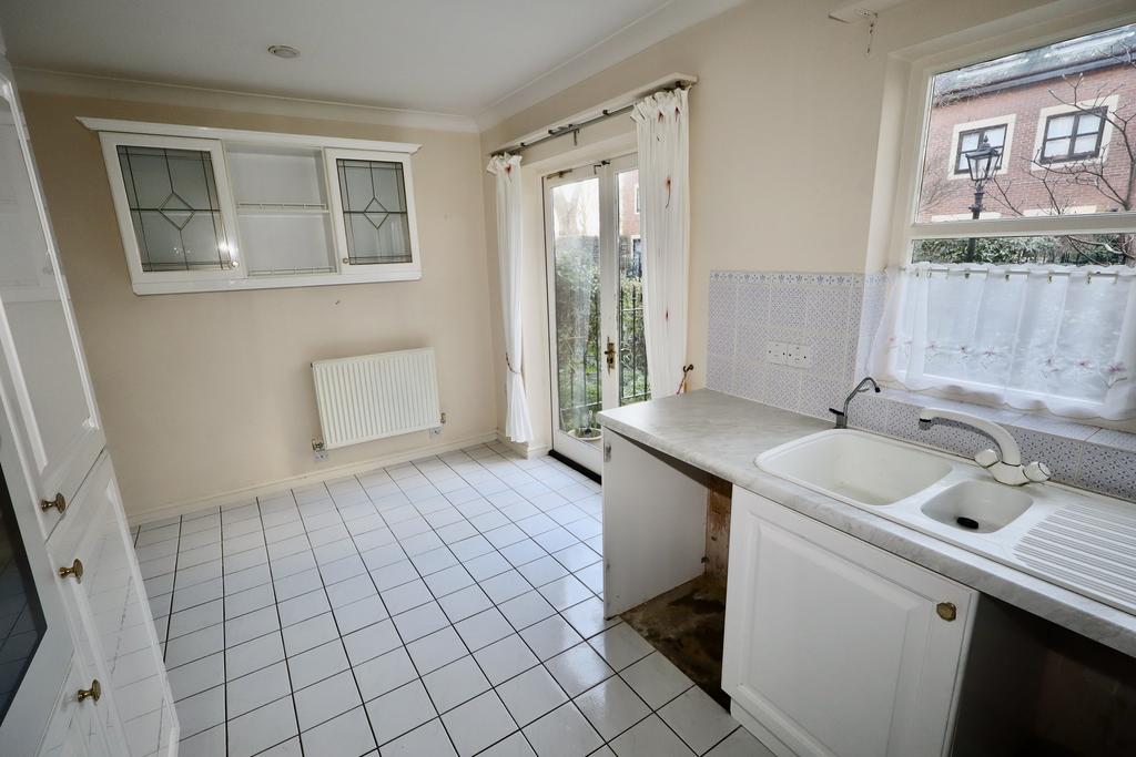 Kitchen / dining room