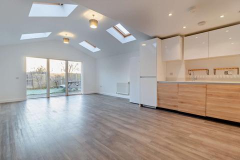 4 bedroom end of terrace house to rent, Cedar Road, Trumpington, Cambridge, Cambridgeshire, CB2