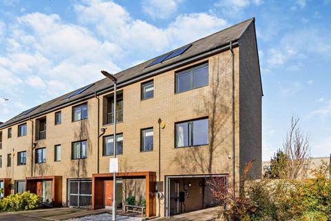 undefined, Cedar Road, Trumpington, Cambridge, Cambridgeshire, CB2