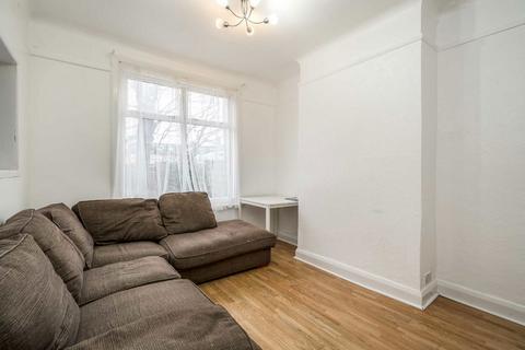 4 bedroom house to rent, Ashvale Road, London SW17