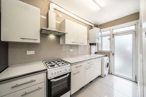 4 bedroom house to rent, Ashvale Road, London SW17