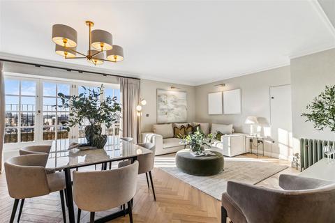 3 bedroom apartment for sale, Cadogan Square, Sloane Square SW1X