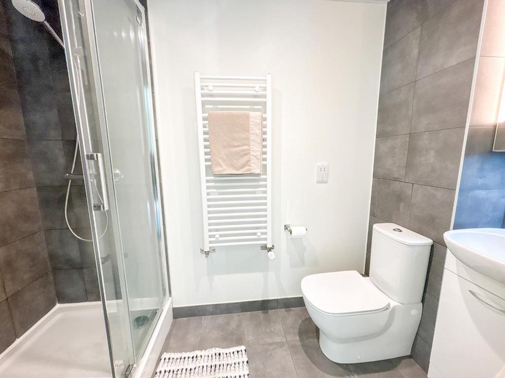 Ensuite Shower Room