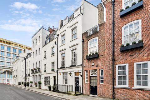 3 bedroom house for sale, Culross Street, London W1K