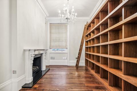 3 bedroom house for sale, Culross Street, London W1K