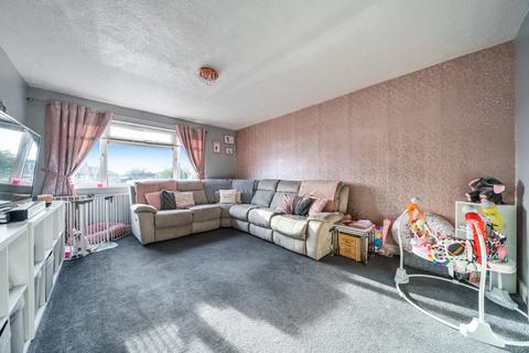 2 bedroom flat for sale, Wakefords Way, Hampshire PO9