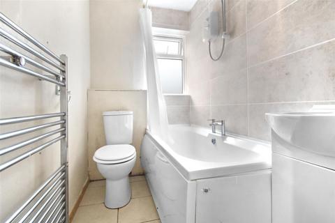 12 Berkeley Close, Ware, SG12 0BP
