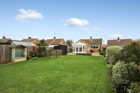 3 bedroom detached bungalow for sale, Blenheim Road, New Romney TN28