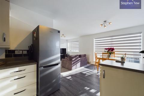 16 Robinson Road, Blackpool, FY1 5FG