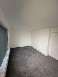 3 bedroom terraced house to rent, Field Lane, Litherland, Liverpool