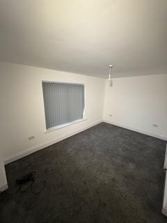 3 bedroom terraced house to rent, Field Lane, Litherland, Liverpool