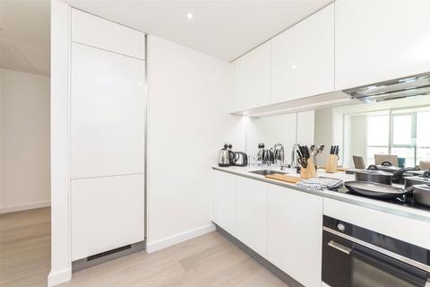 1 bedroom apartment to rent, Sky Gardens, London SW8