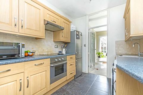 2 bedroom flat for sale, Windsor Road, London W5