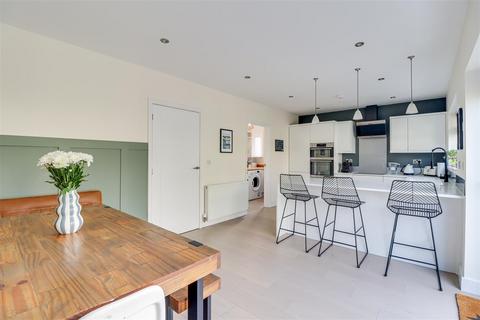 undefined, Alma Close, Hadleigh SS7