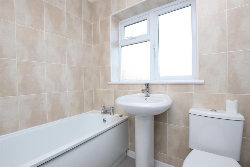 Bathroom.JPG