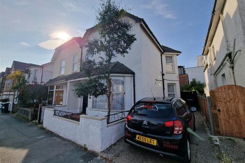 1 bedroom house to rent, Ferriby House, Southcote Road, Bournemouth