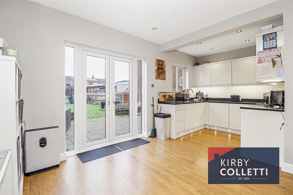 Re fitted kitchen