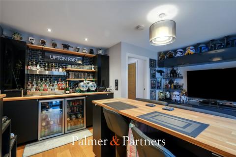 4 bedroom end of terrace house for sale, St. Peters Street, Colchester, Essex, CO1