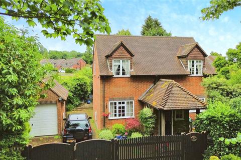 3 bedroom detached house for sale, New Lane Hill, Tilehurst, Reading, Berkshire, RG30