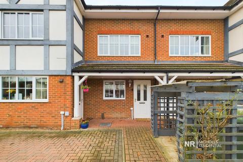 52 Cuddington Avenue, Worcester Park, KT4 7DB