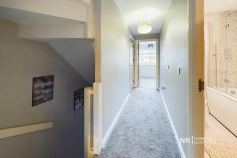 52 Cuddington Avenue, Worcester Park, KT4 7DB