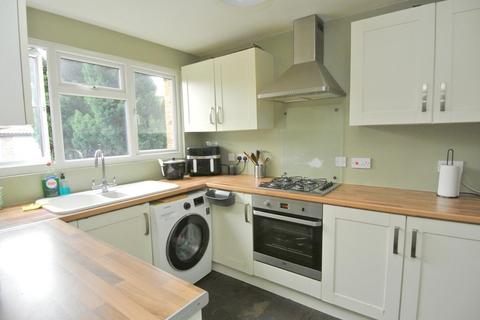 2 bedroom maisonette for sale, Town Tree Road, Ashford TW15