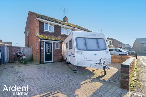 3 bedroom semi-detached house for sale, Rowan Drive, Maldon