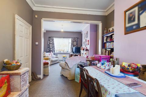 3 bedroom terraced house for sale, Albert Avenue, Hull HU3